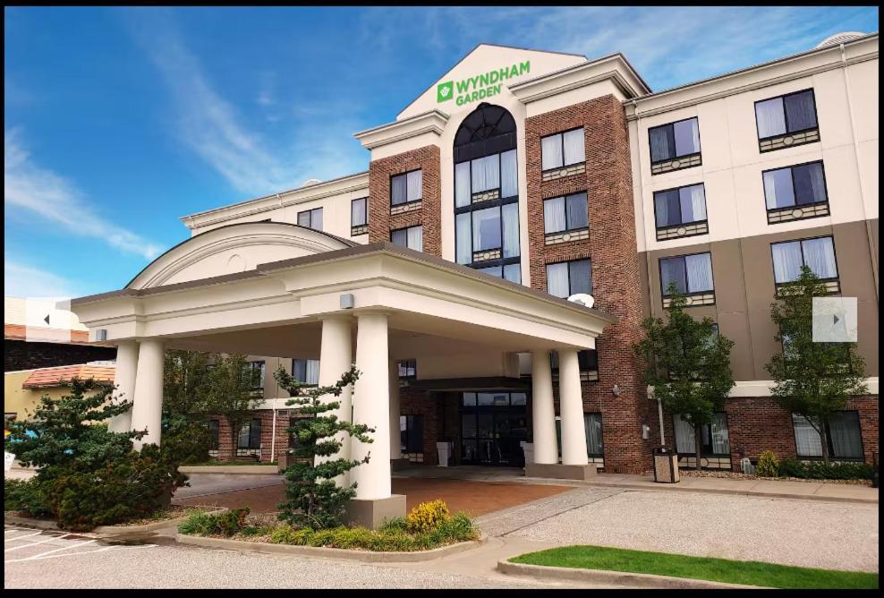 Отель Wyndham Garden Erie Kearsarge Экстерьер фото
