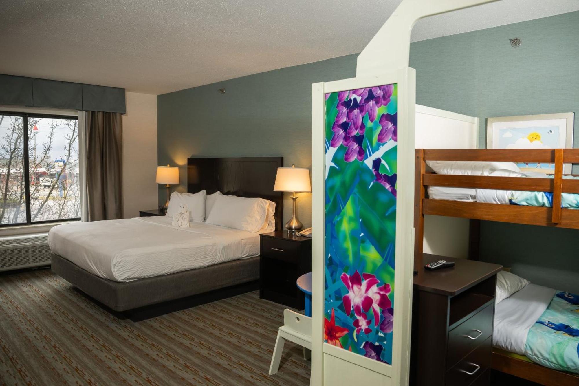 Отель Wyndham Garden Erie Kearsarge Экстерьер фото