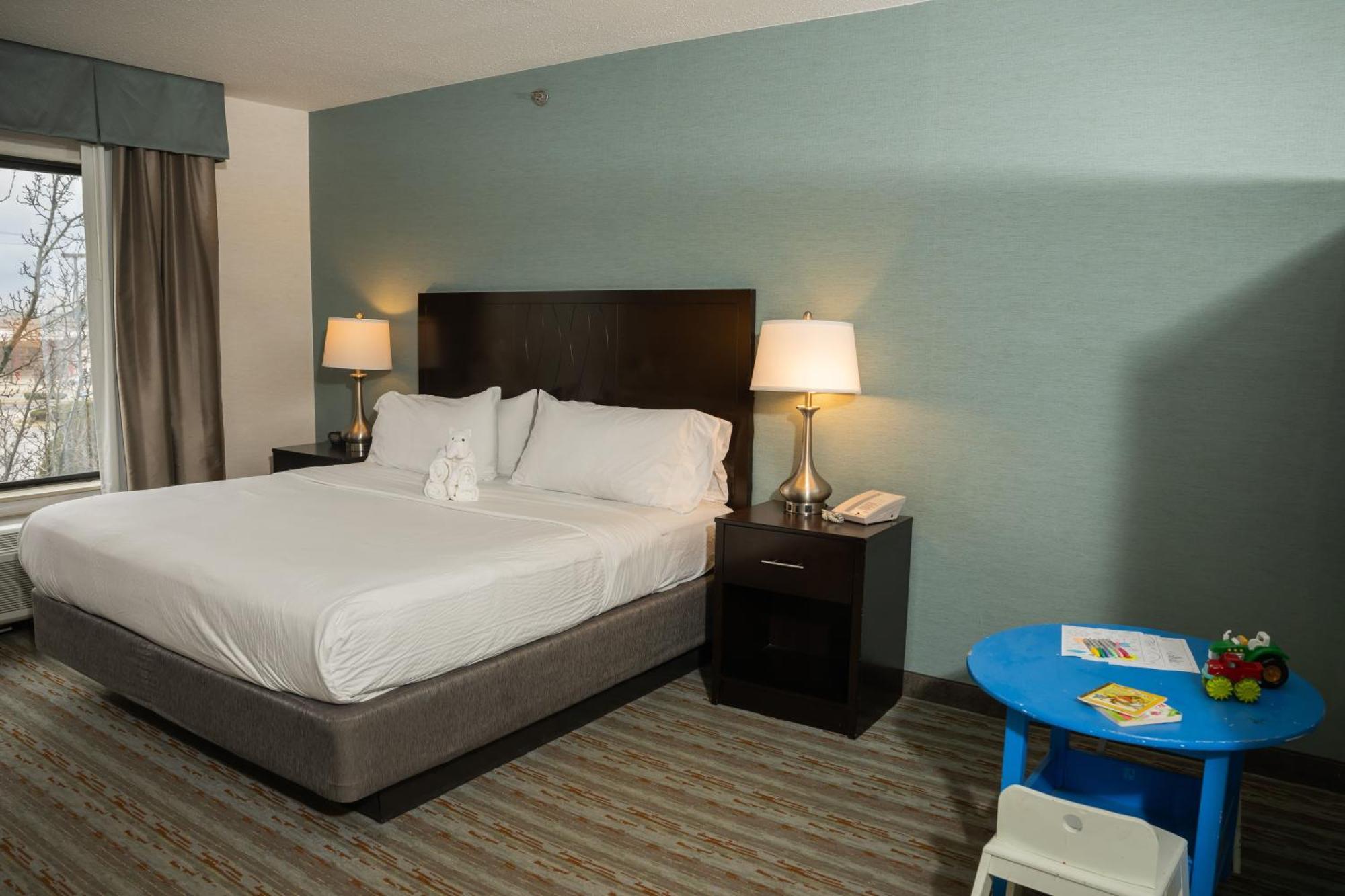 Отель Wyndham Garden Erie Kearsarge Экстерьер фото