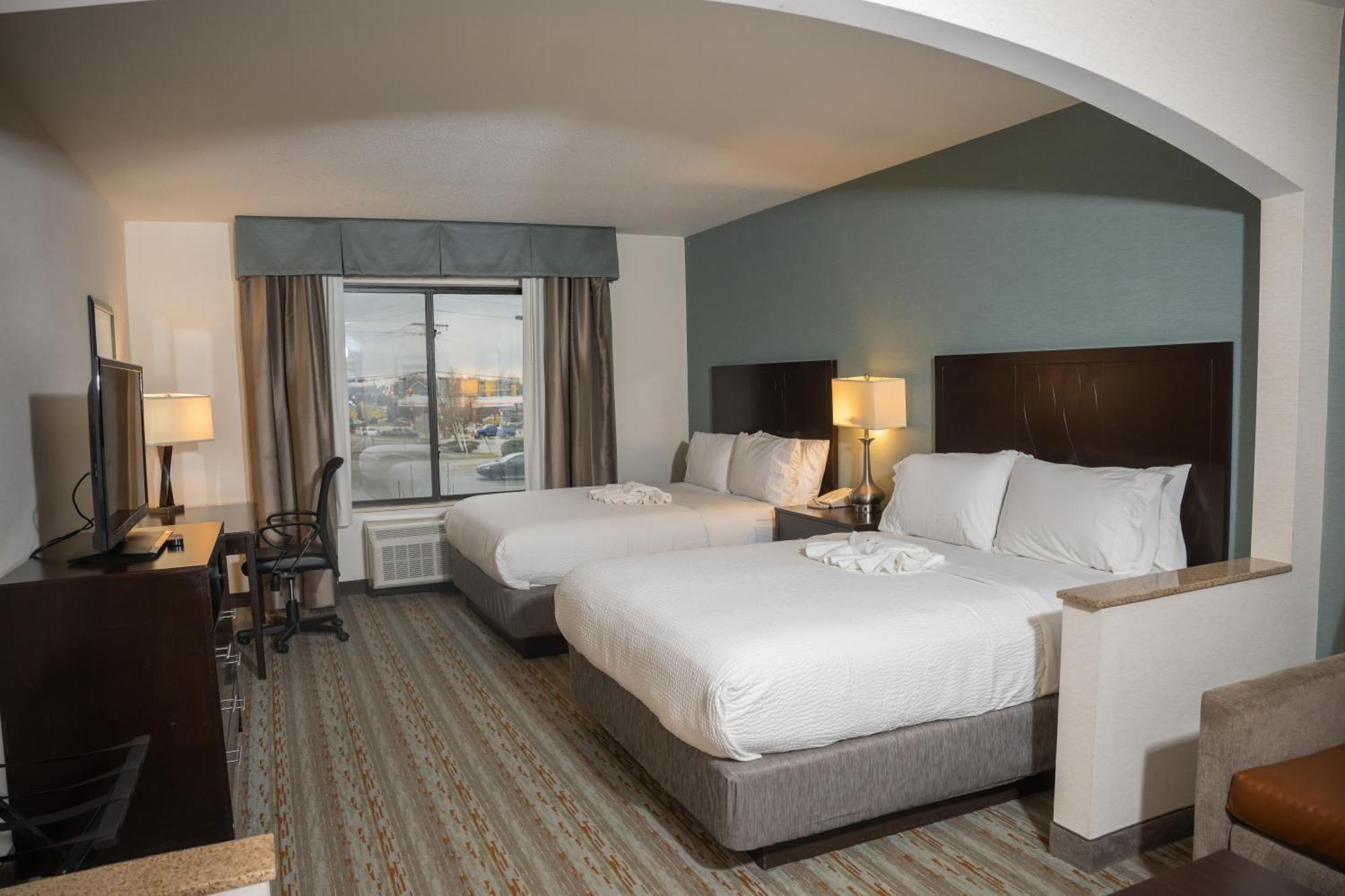 Отель Wyndham Garden Erie Kearsarge Экстерьер фото