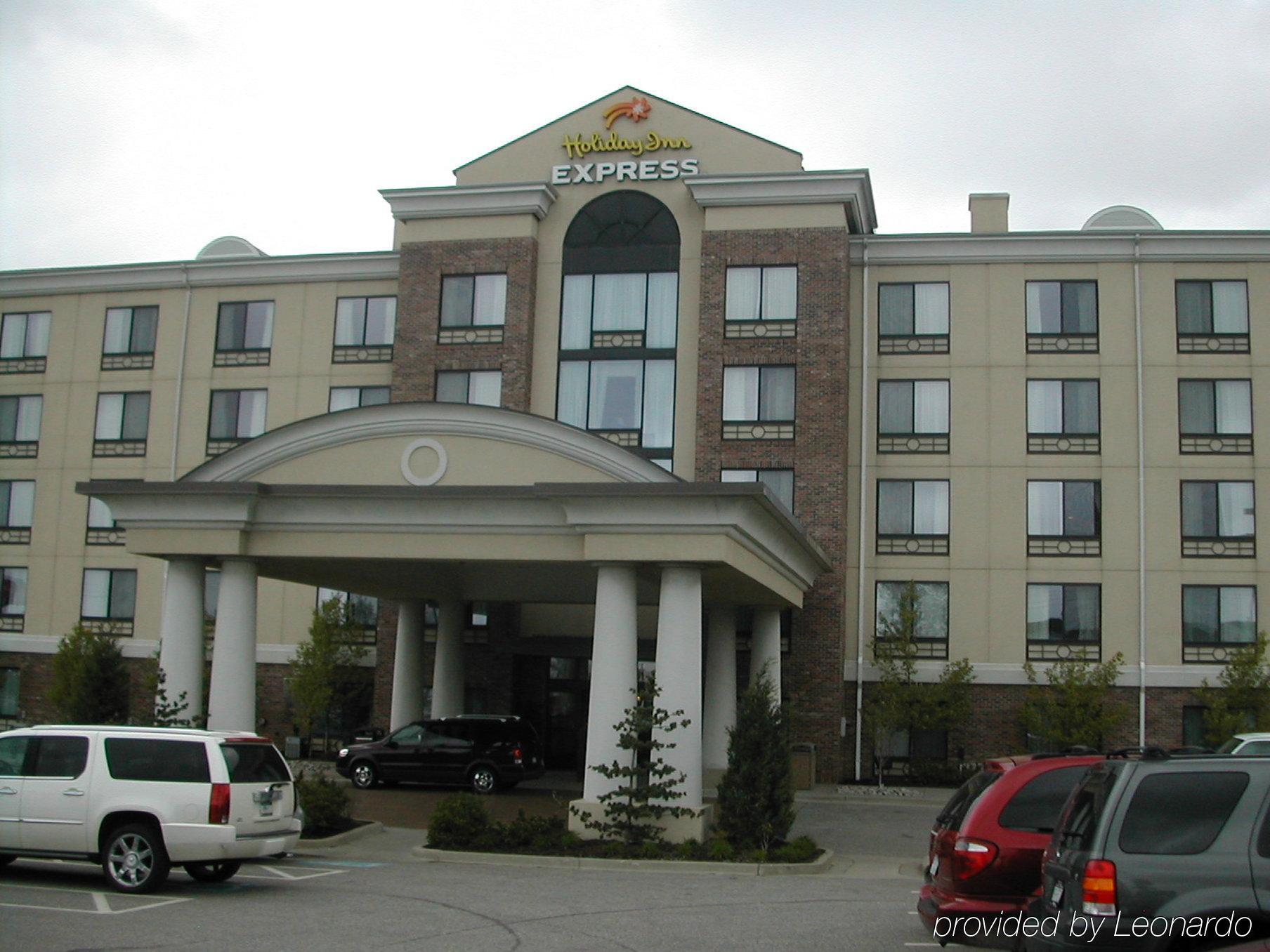 Отель Wyndham Garden Erie Kearsarge Экстерьер фото