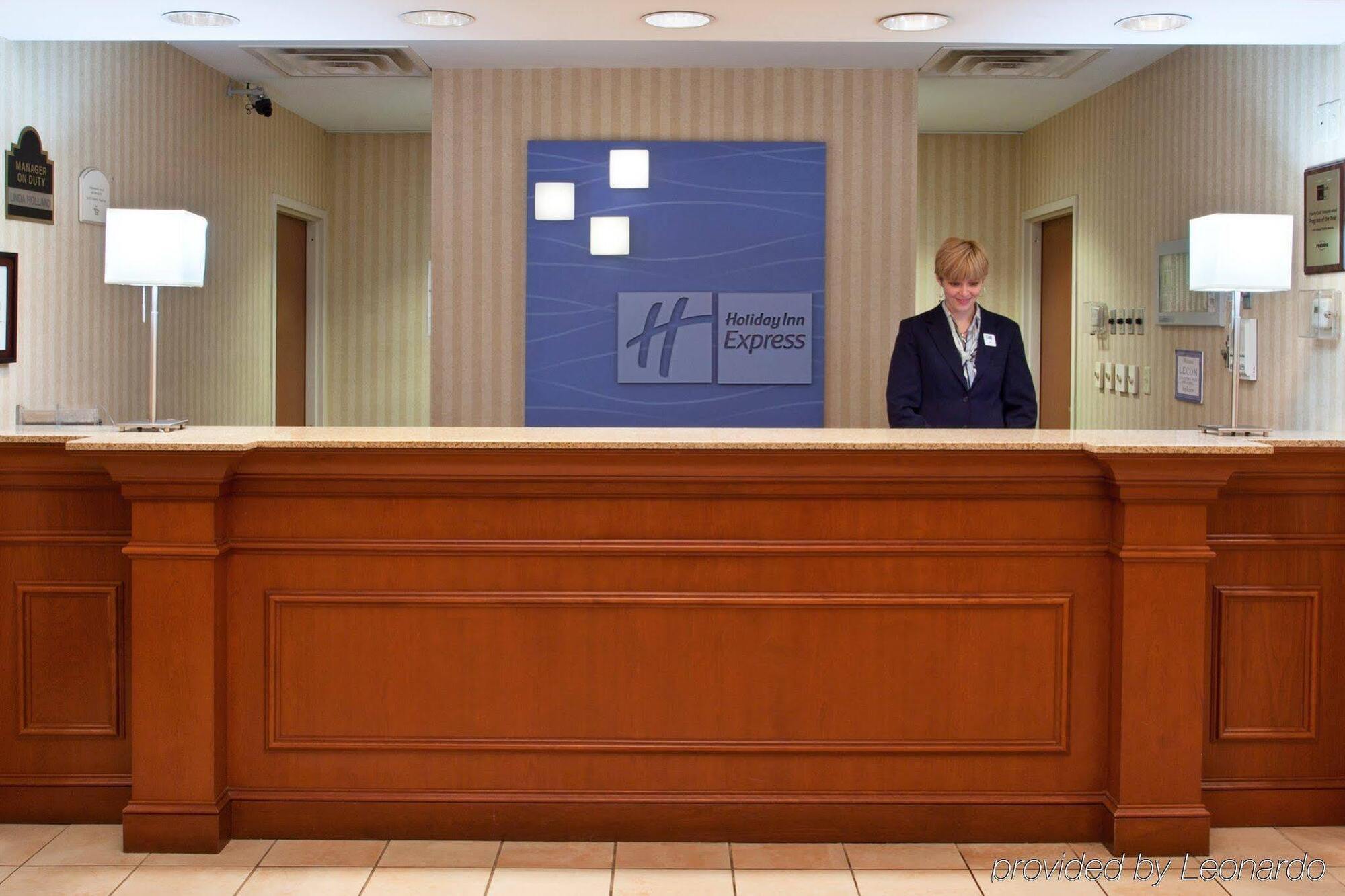 Отель Wyndham Garden Erie Kearsarge Экстерьер фото